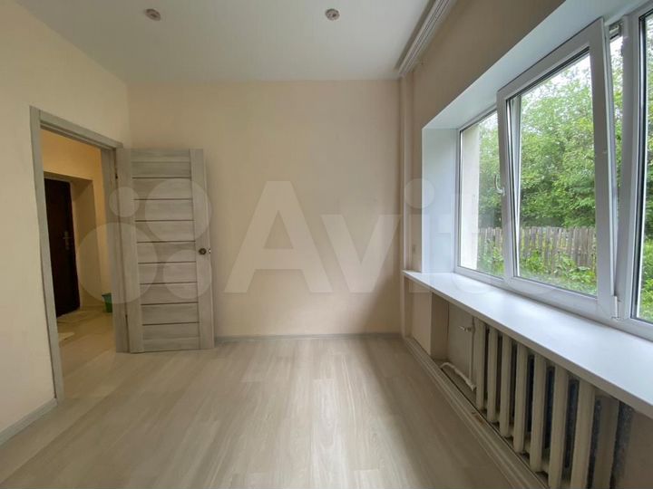 2-к. квартира, 42 м², 1/2 эт.