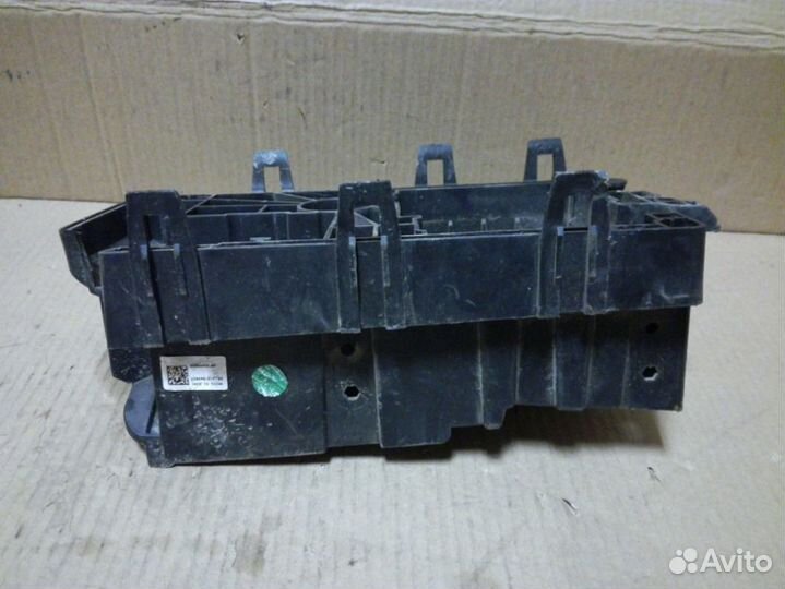 Корпус блока предохранителей Chevrolet Cruze 1.6