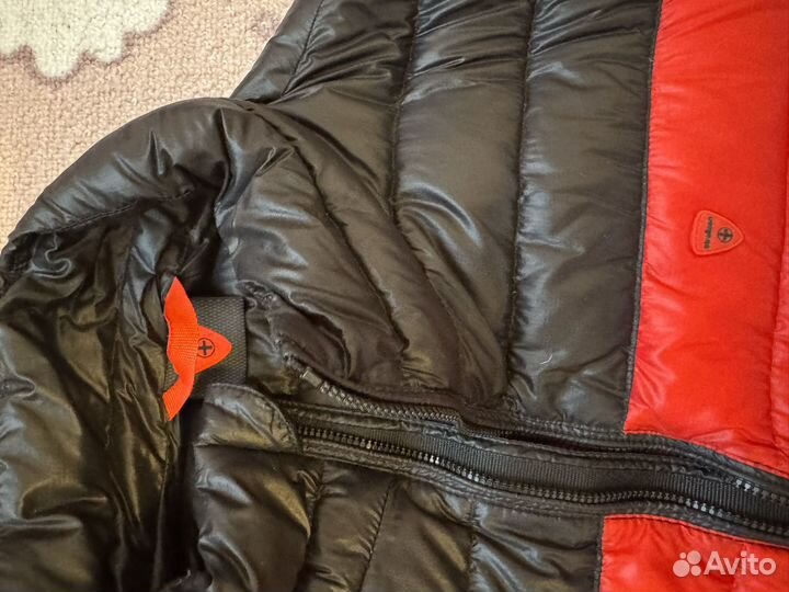 Пуховик Strellson