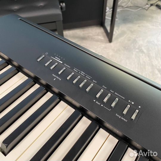 Цифровое фортепиано Roland FP-30X-BK