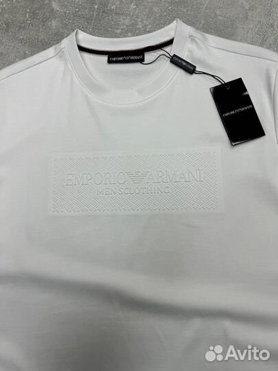 Футболка Emporio Armani