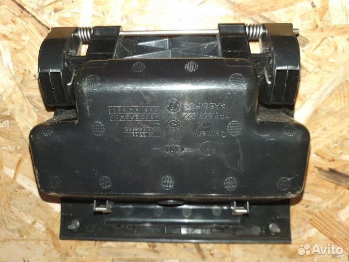 Бардачок Volkswagen Touareg 7P casa 2011