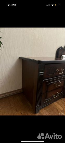 Спальный гарнитур