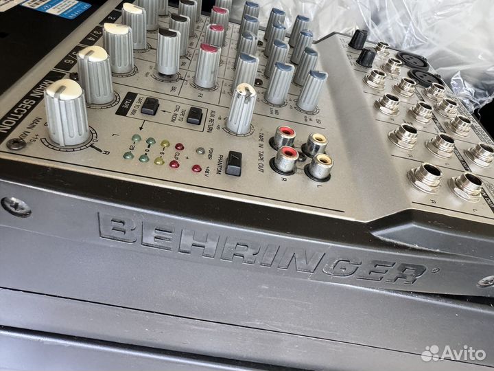 Микшерный пульт behringer 802 б/у