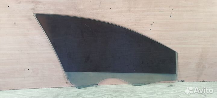 Стекло переднее левое Chevrolet Cruze, 2009г