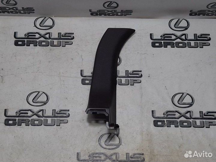 Обшивка багажника лев. зад. Lexus RX450h