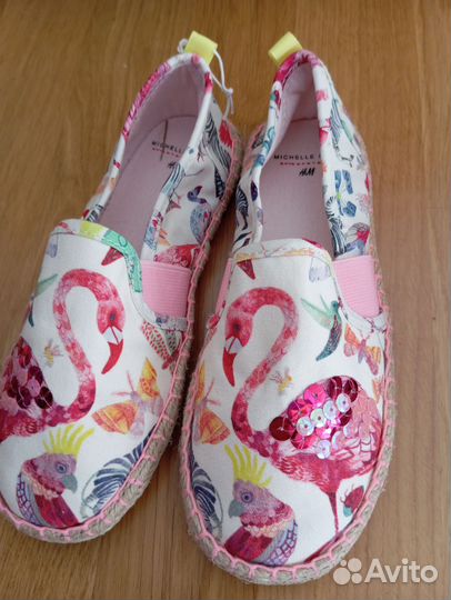 Летняя обувь для девочки 33