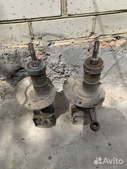 Амартизаторы на приору с занижением