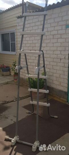 Лестница для бассейна