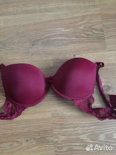 Бюстгальтер новый 85D