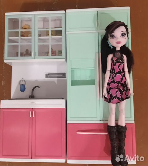 Кукольный кухонный гарнитур