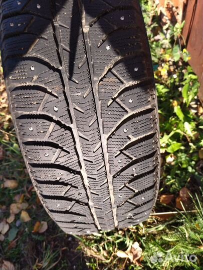 Bridgestone Ice Cruiser 7000 235/65 R17 108T