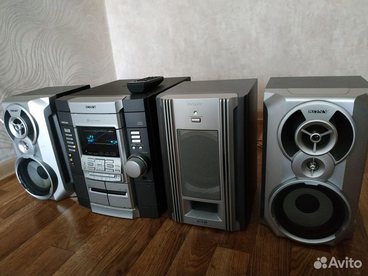Продам музыкальный центр sony