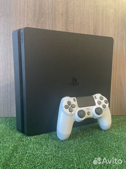 Sony PS4 slim 1tb +игры