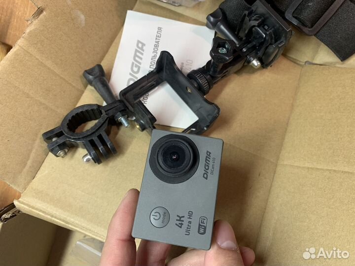 Экшн камера Digma DiCam 410