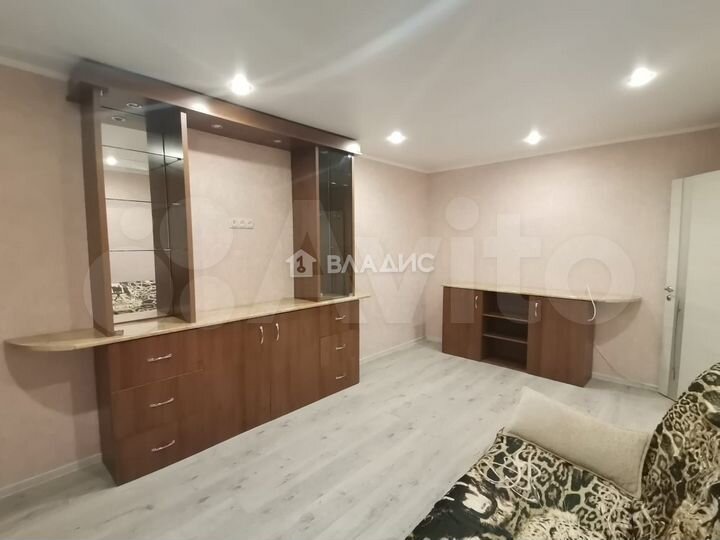 2-к. квартира, 47 м², 3/3 эт.