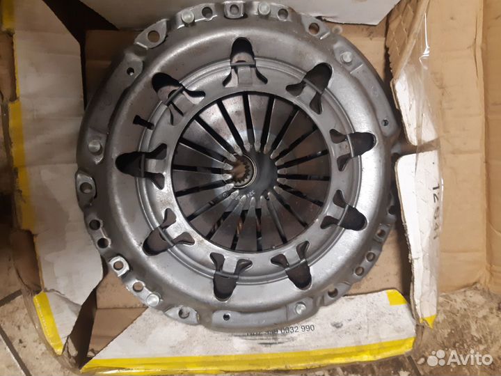 Комплект сцепления на Пежо 308