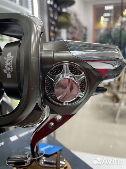 Катушка Komandor 10000 карповая