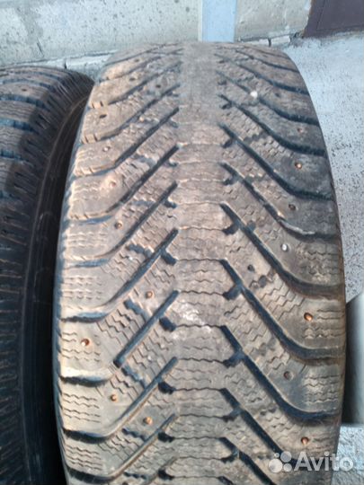 Goodyear UltraGrip 500 265/65 R17