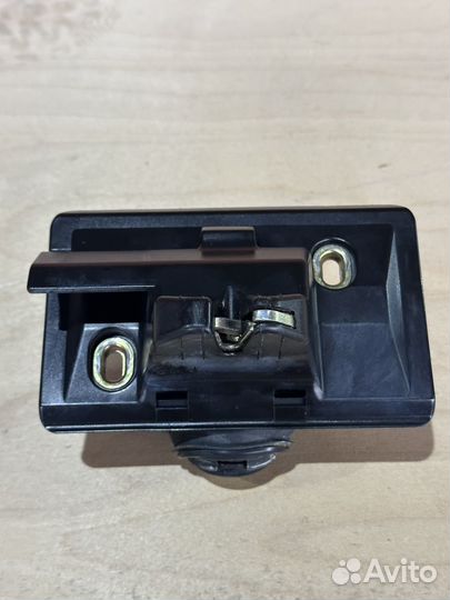 Замок багажника w210