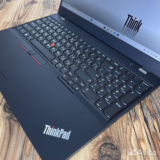 Lenovo thinkpad i5 16GB SSD samsung