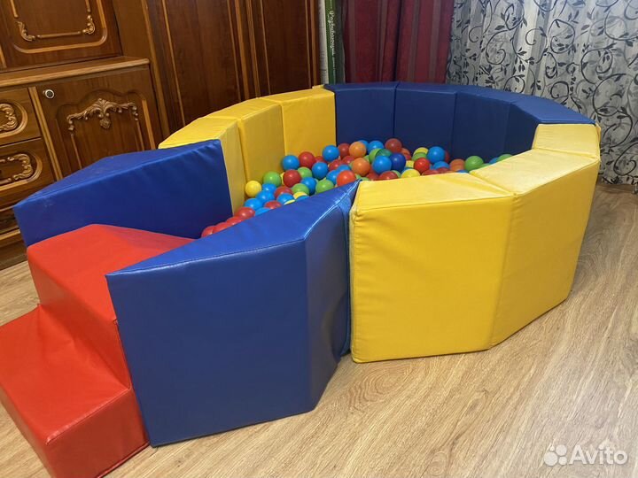 Бассейн с шариками аренда