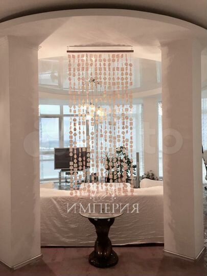 3-к. квартира, 120 м², 10/12 эт.