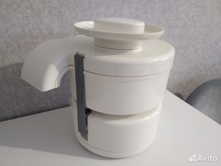 Соковыжималка свпп-301