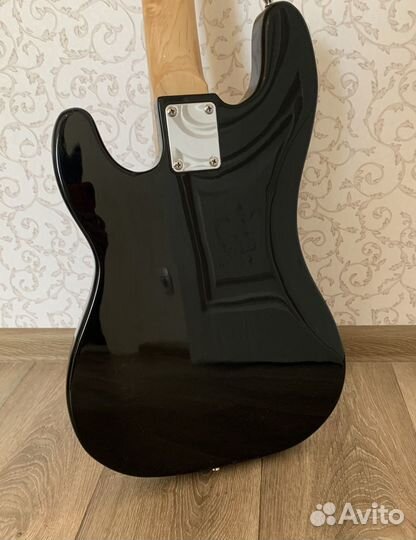 Басс гитара fender