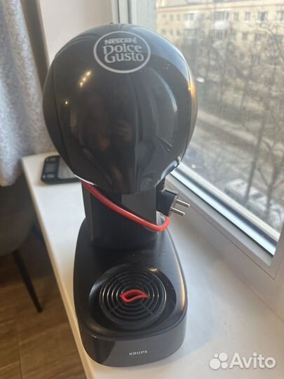 Кофеварка капсульная dolce gusto