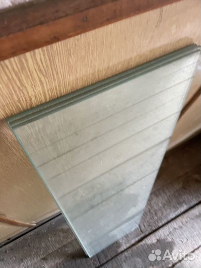 Стеклянные полки