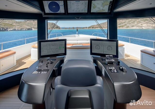 Супер-яхта Benetti Oasis 40M, 2022, в наличии объявление продам
