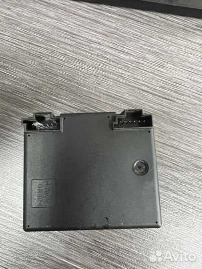 Замок зажигания Mercedes w221