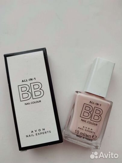 Помада для губ, лак для ногтей Avon