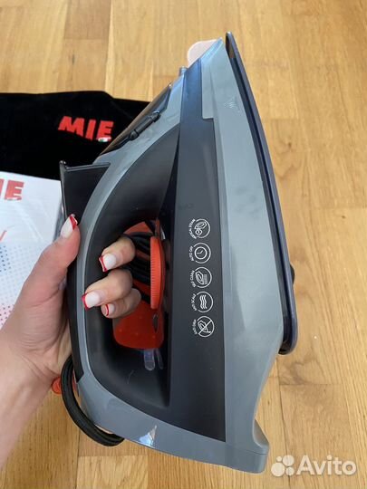 Утюг с отпаривателем MIE