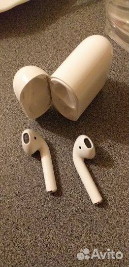 Наушники Apple,б/у продаются