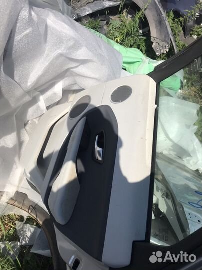 Обшивка задней правой двери Рендж Ровер Эвок