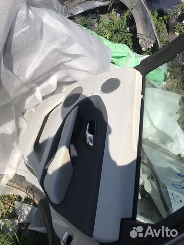 Обшивка задней правой двери Рендж Ровер Эвок