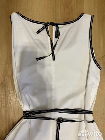 Платье Benetton