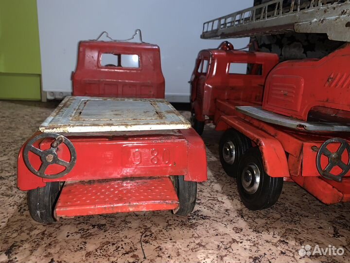Две Пожарные машины игрушки маз СССР