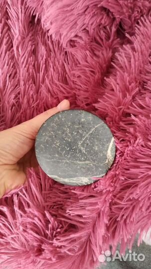 Хотей бронза на каменной подставке