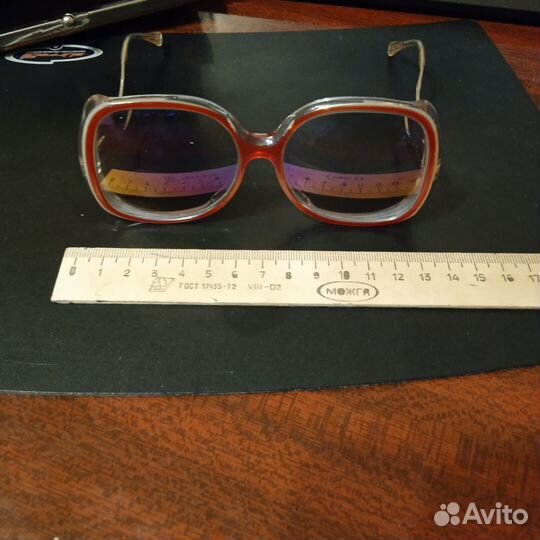 Очки с очечником