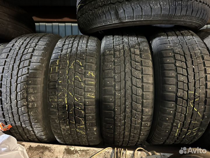 Dunlop SP Winter Ice 01 235/55 R17 99T