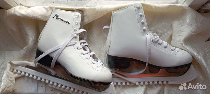 Коньки фигурные