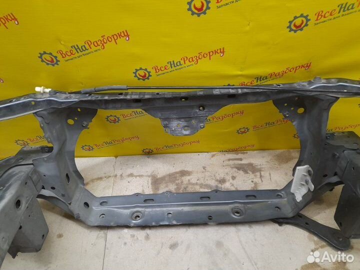 Рамка радиатора Honda Accord 7