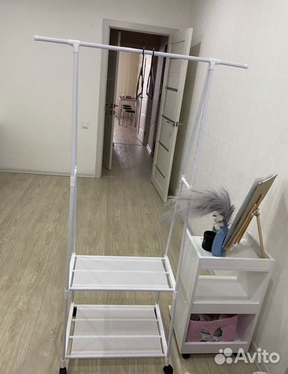 Вешалка напольная новая