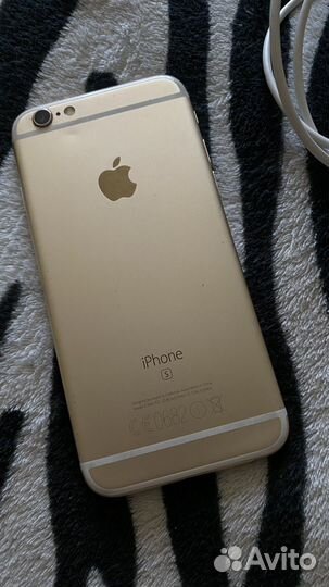 iPhone 6S, 32 ГБ
