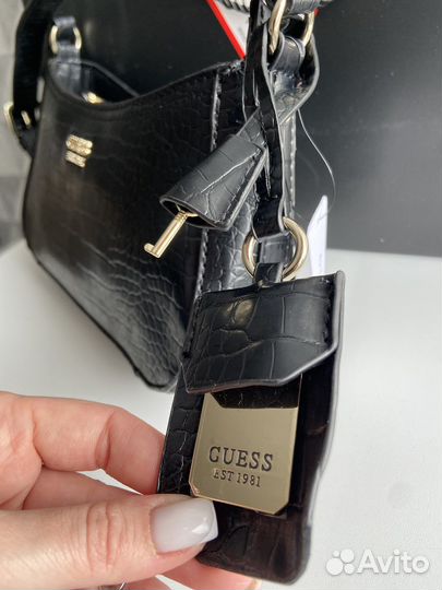 Сумка guess