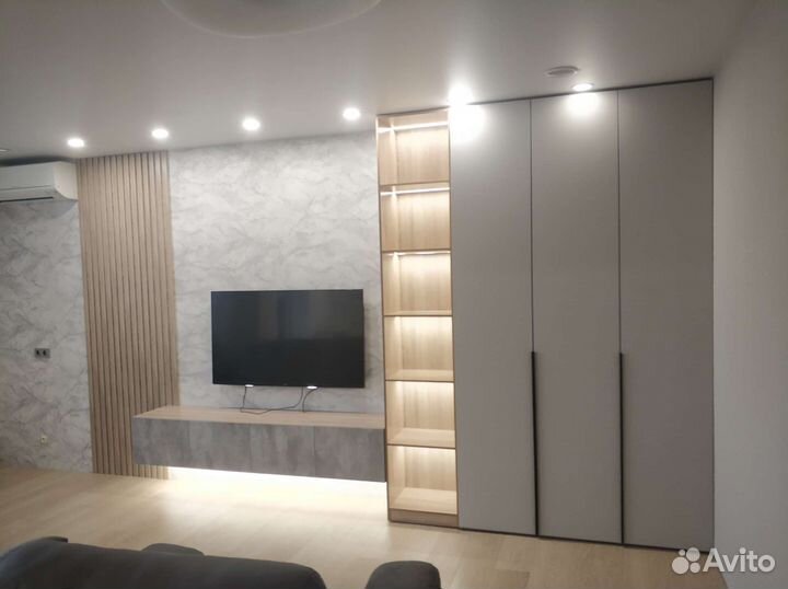 Телевизионная зона с тумбой и подсветкой