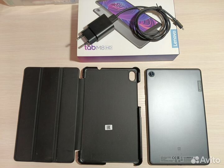 Планшет Lenovo Tab M8 LTE+WiFi